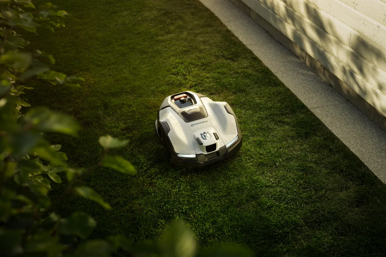 Husqvarna Automower® 405VE NERA – Image 9