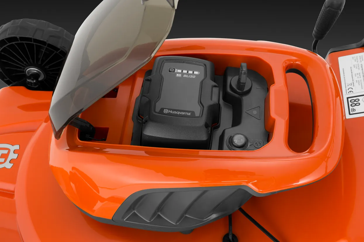 Husqvarna LC 142iS med batteri og oplader – Image 4